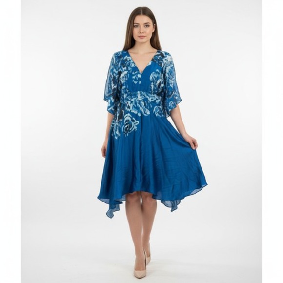 White House Black Market Size 2 Blue Floral Handkerchief Fit Flare Dress - Picture 1 of 10